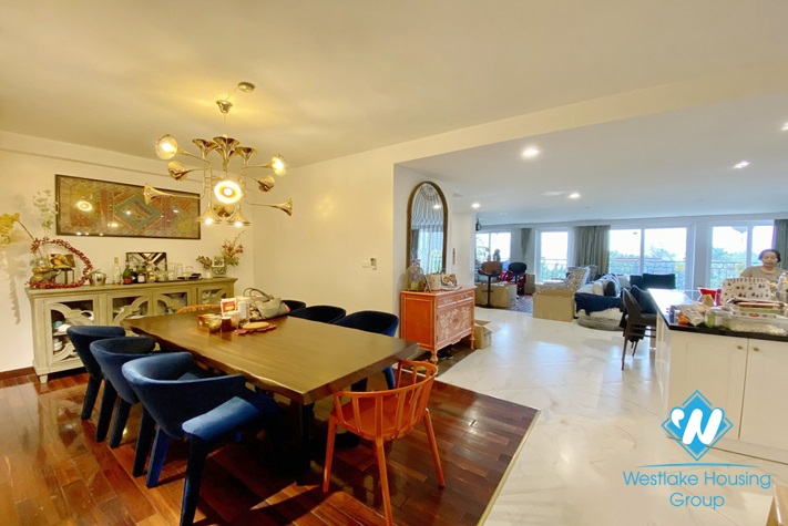 Lake view duplex 4 beds apartment for lease in Quang Khanh st, Tay Ho